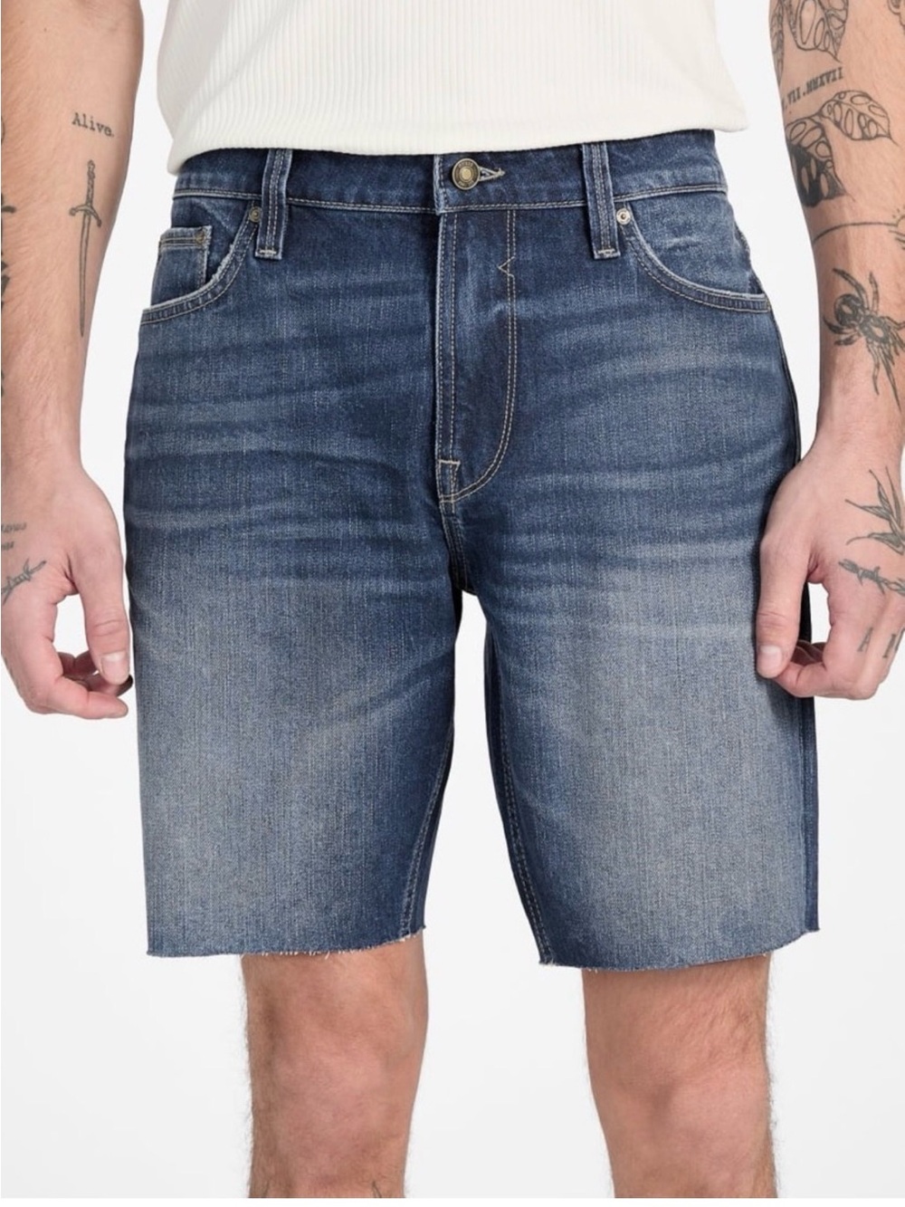 GUESS Men's Indigo Washed Denim Jean Shorts - Picture 3 of 10